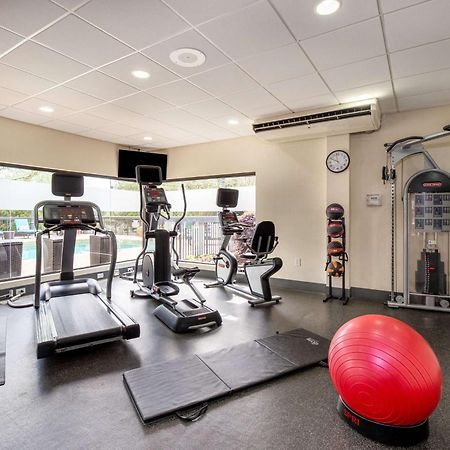 Hampton Inn Columbia I-26/Harbison Blvd Екстер'єр фото