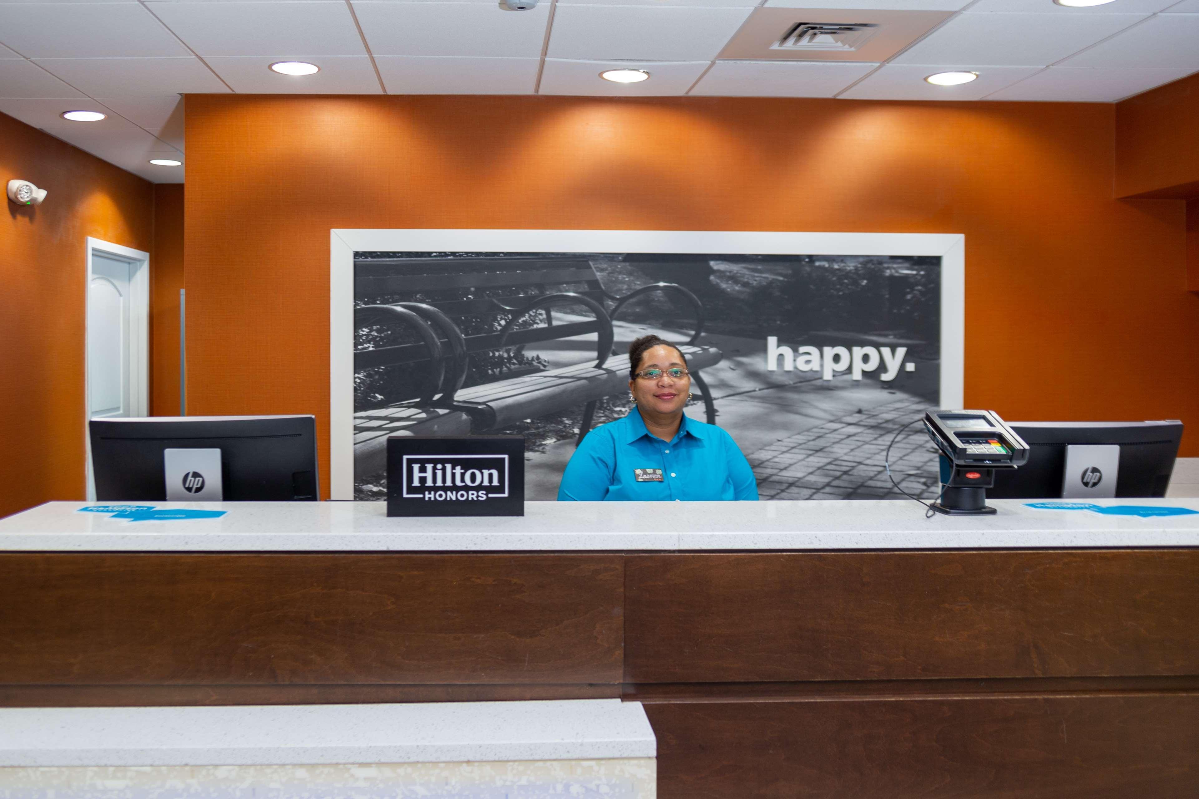 Hampton Inn Columbia I-26/Harbison Blvd Екстер'єр фото