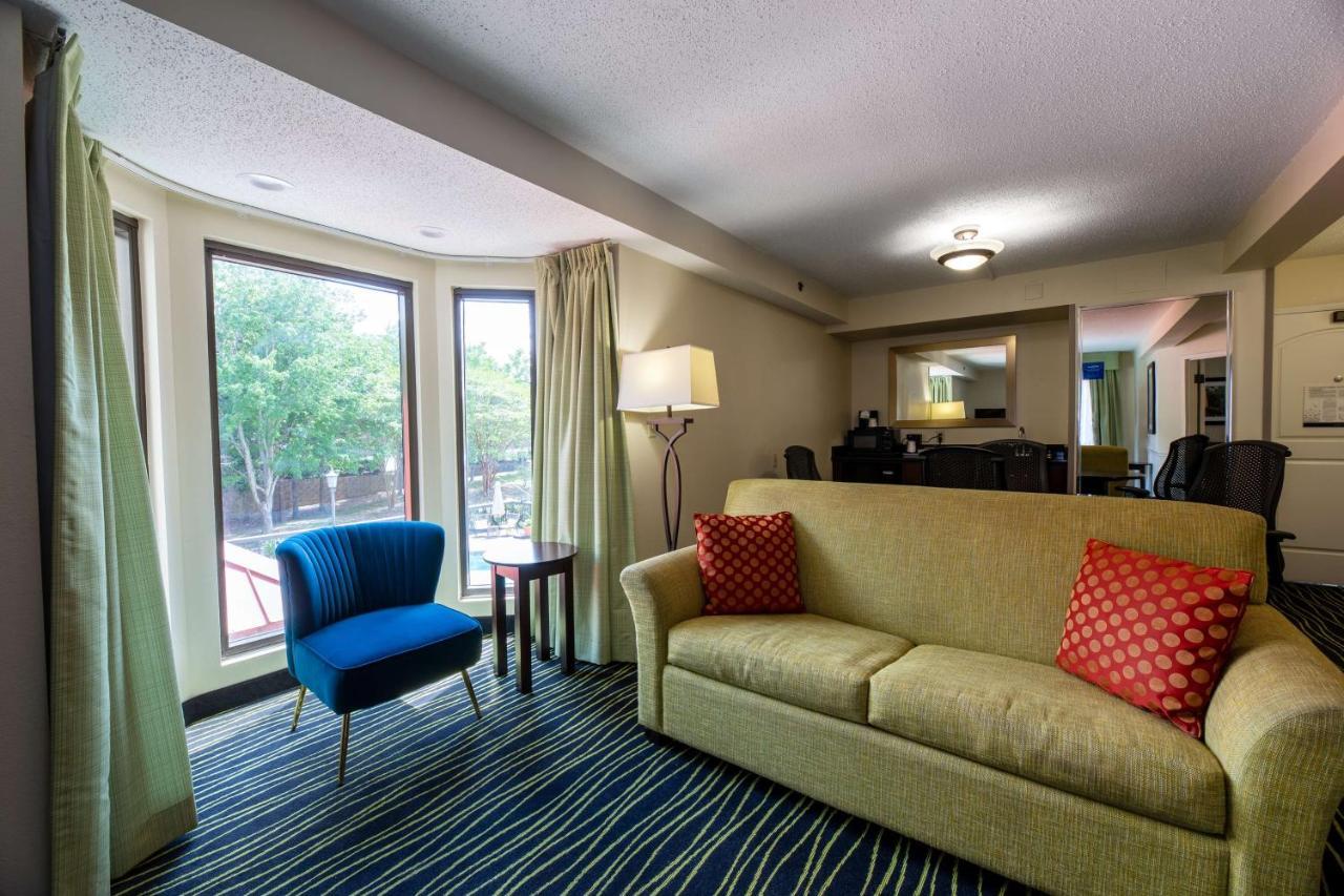 Hampton Inn Columbia I-26/Harbison Blvd Екстер'єр фото
