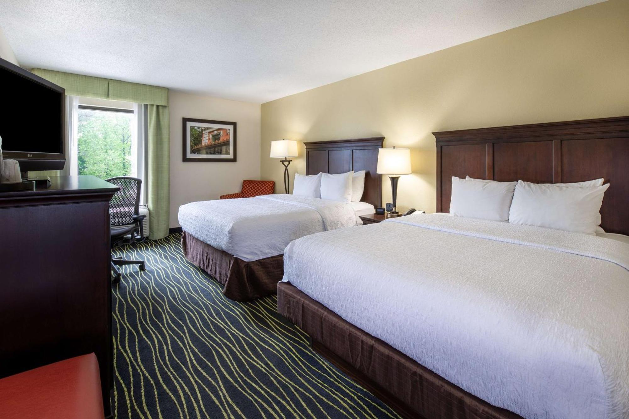 Hampton Inn Columbia I-26/Harbison Blvd Екстер'єр фото