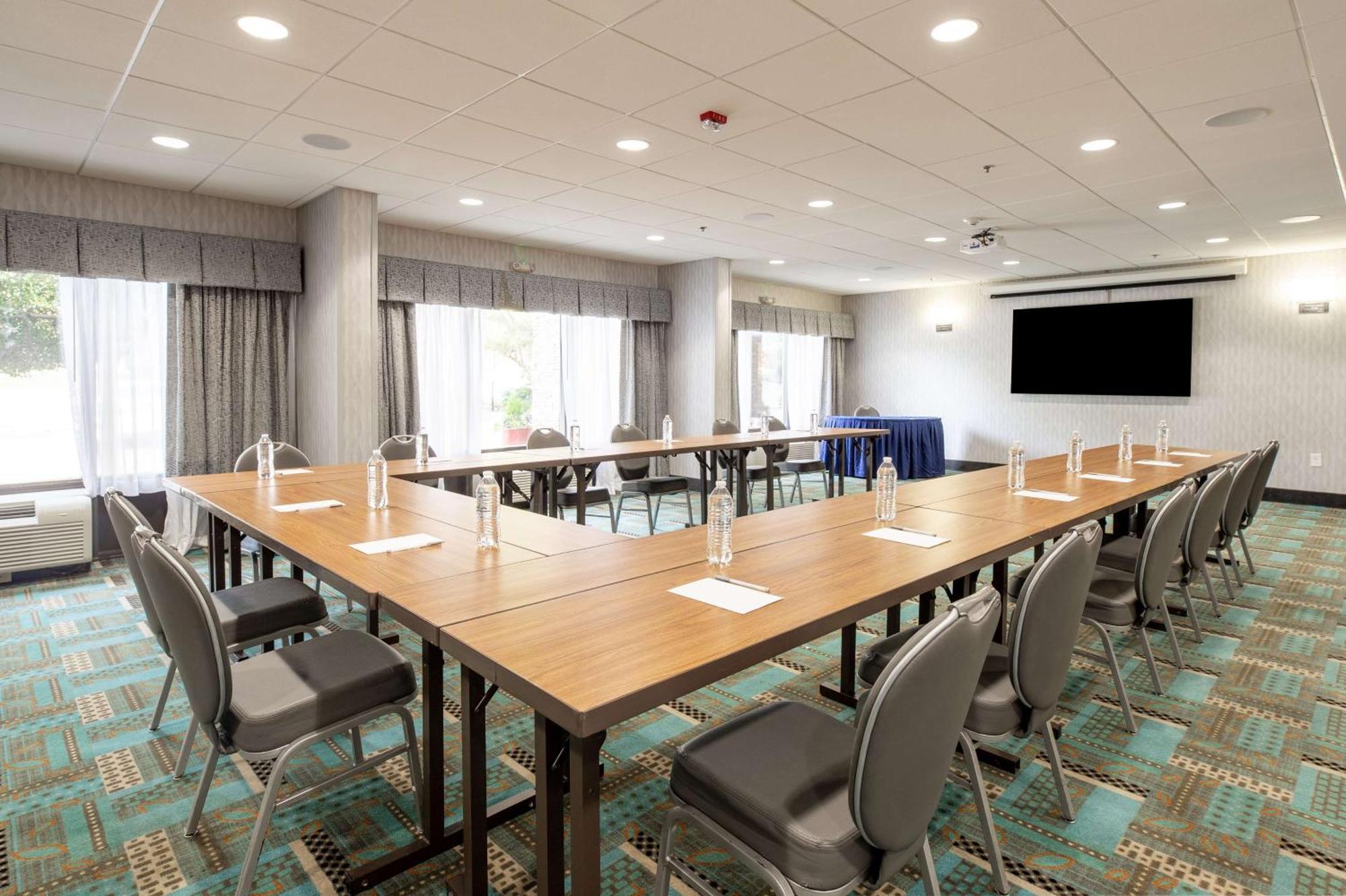 Hampton Inn Columbia I-26/Harbison Blvd Екстер'єр фото