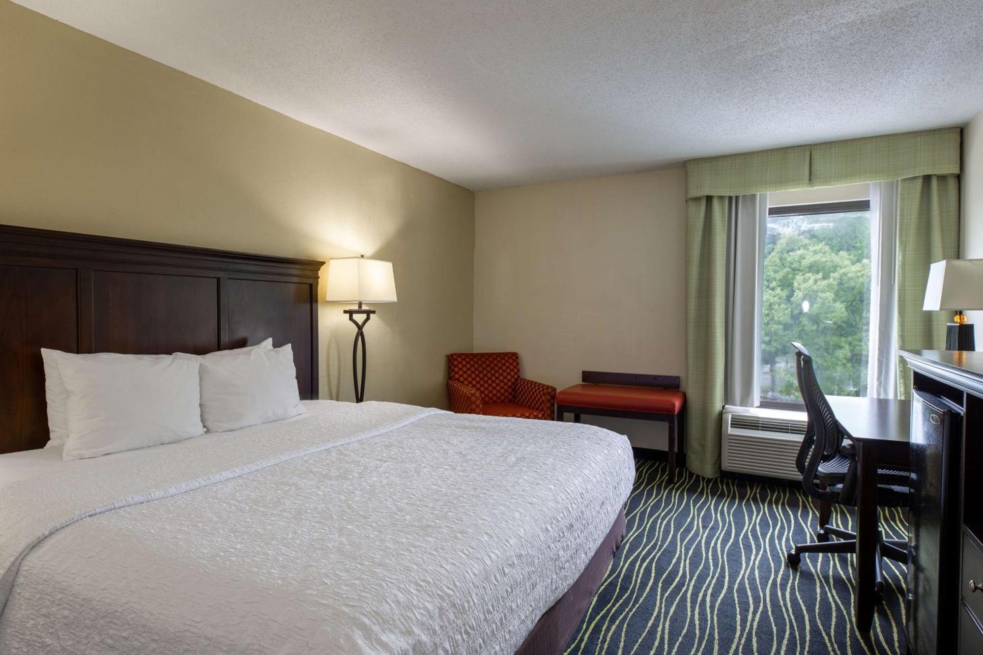 Hampton Inn Columbia I-26/Harbison Blvd Екстер'єр фото